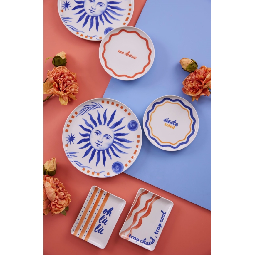 12-delige serviesset van porselein — rood/blauw/wit