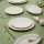 18-delig porseleinen servies, wit met gouden accenten