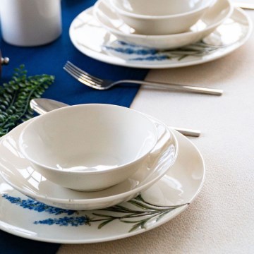 18-delige serviesset van porselein, wit/blauw/groen