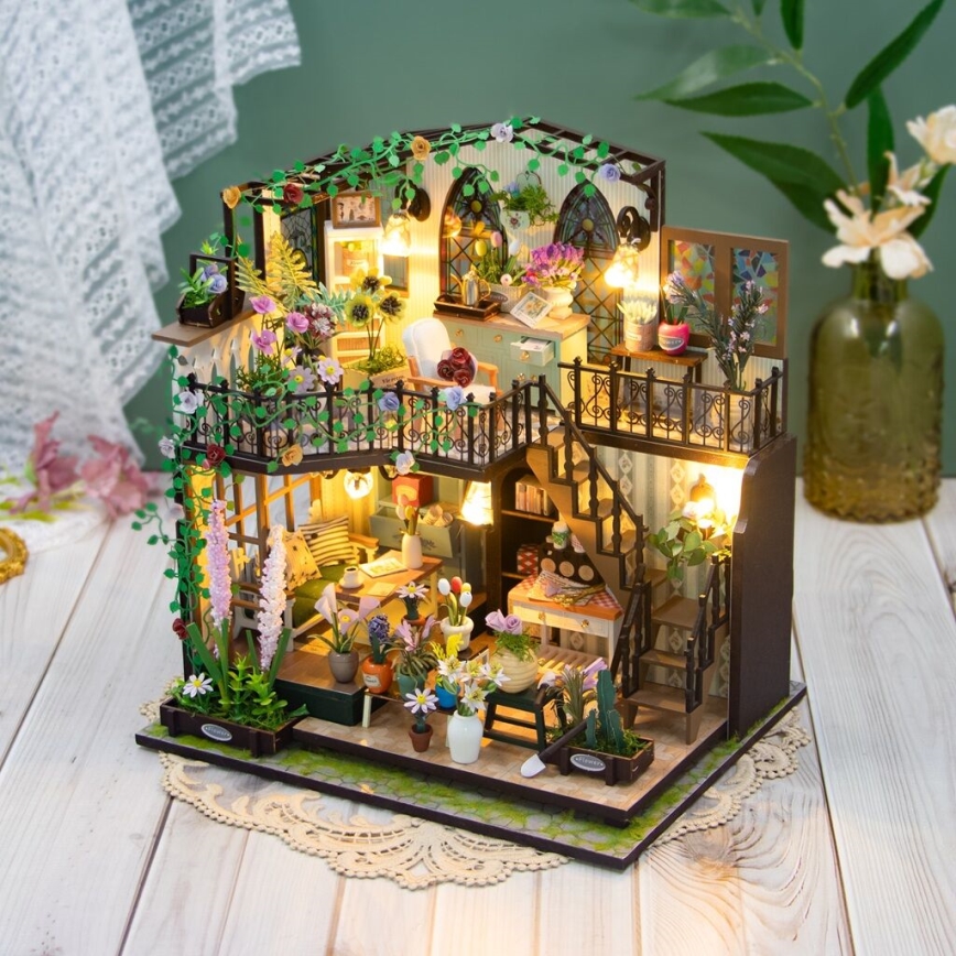 2Kids Toys - Miniatuur Darcyin bloemenhuisje 2xAAA