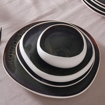 55-delig servies, wit/zwart/steengoed