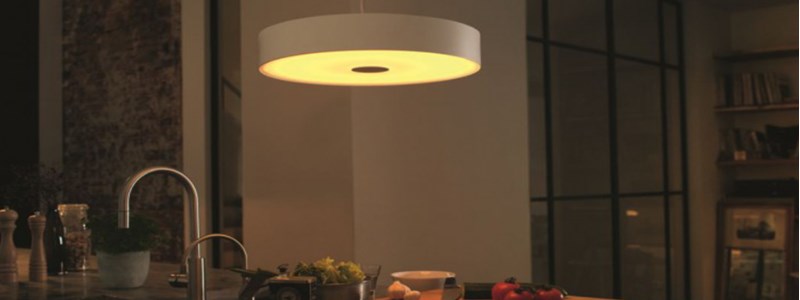 Luminaires à intensité modulable et avec télécommande