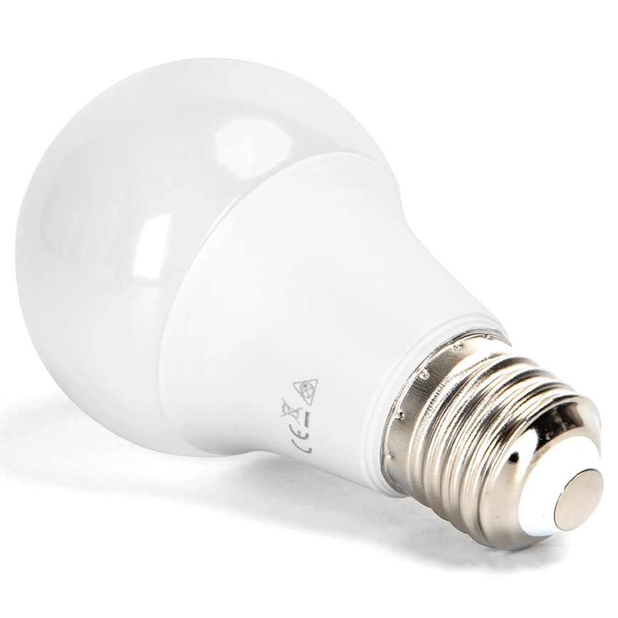 Aigostar - Ampoule LED RGBW dimmable A60 E27/8W/230V 3000K + télécommande