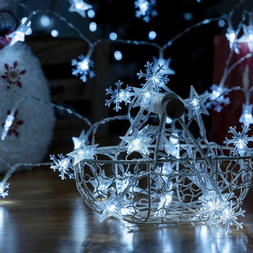 Aigostar - Guirlande de Noël LED extérieure 25 LED/8 fonctions 3xAA 2,5 m IP44 blanc froid