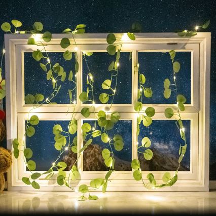 Aigostar - Guirlande solaire 100xLED/12m IP65 blanc chaud eucalyptus
