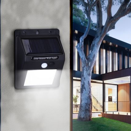 Aigostar - LED Luminaire solaire extérieur avec détecteur LED/1,11W/5,5V IP65