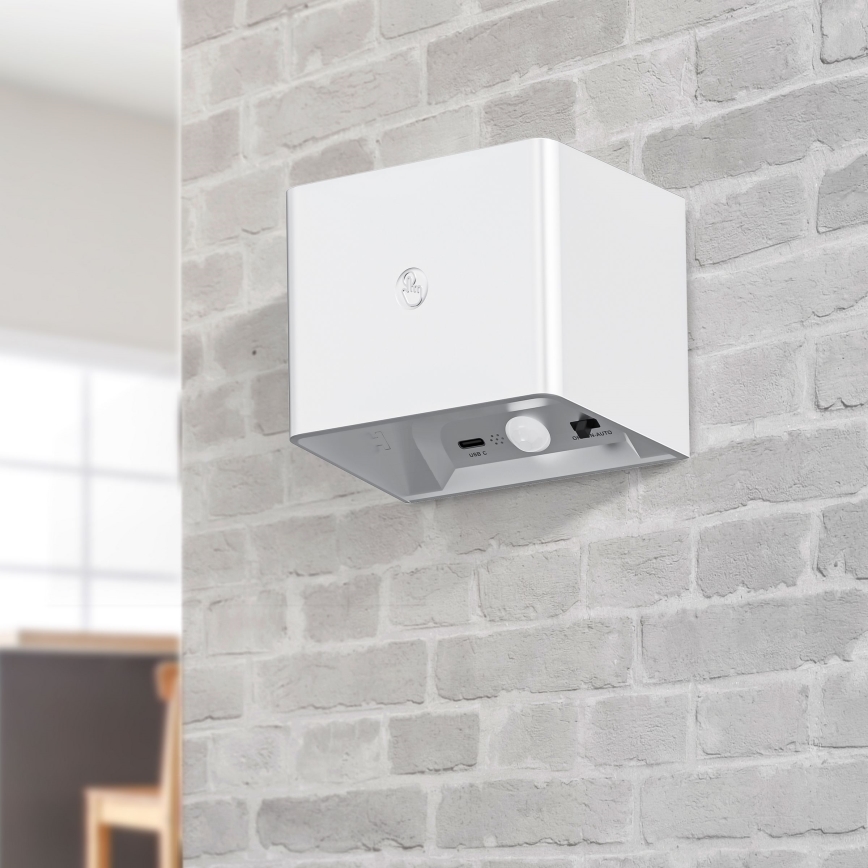 Applique murale à intensité variable avec détecteur MIRI LED/2,5W/3,7V 3000/4000/6400K 4000 mAh blanc