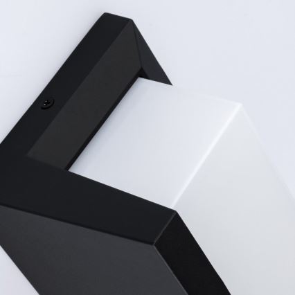 Applique murale extérieure NEELY LED/12W/230V IP54 noire