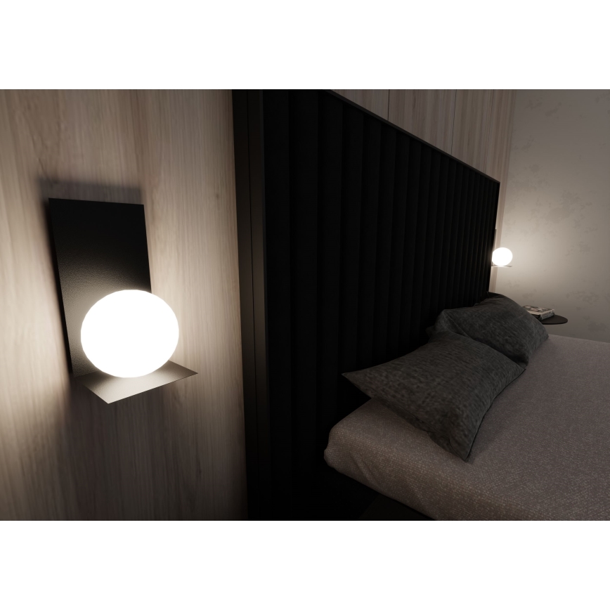 Applique murale FORM 1xE14/10W/230V noir