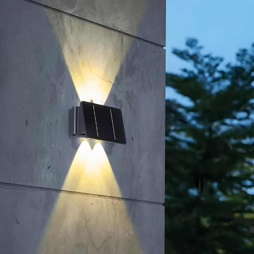Applique murale solaire 4xLED/1,5W/3,7V 1500 mAh IP54 noir