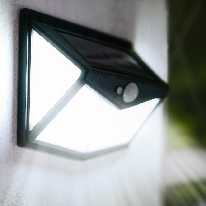 Applique murale solaire avec détecteur LED/1W/3,7V 6500K IP44