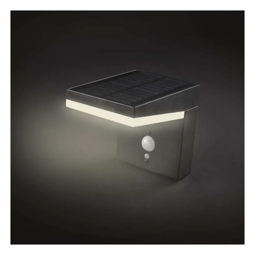 Applique murale solaire avec détecteur LED/4,4W/3,7V 2200 mAh IP44