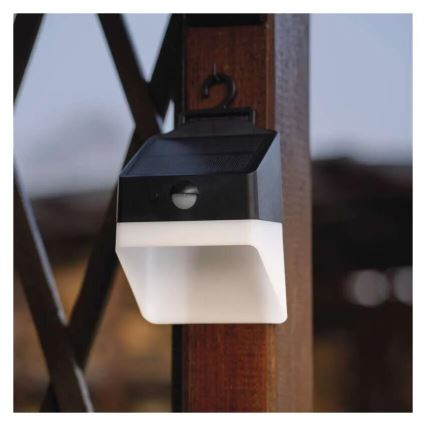 Applique murale solaire avec détecteur LUMI LED/3,7W IP65 noir