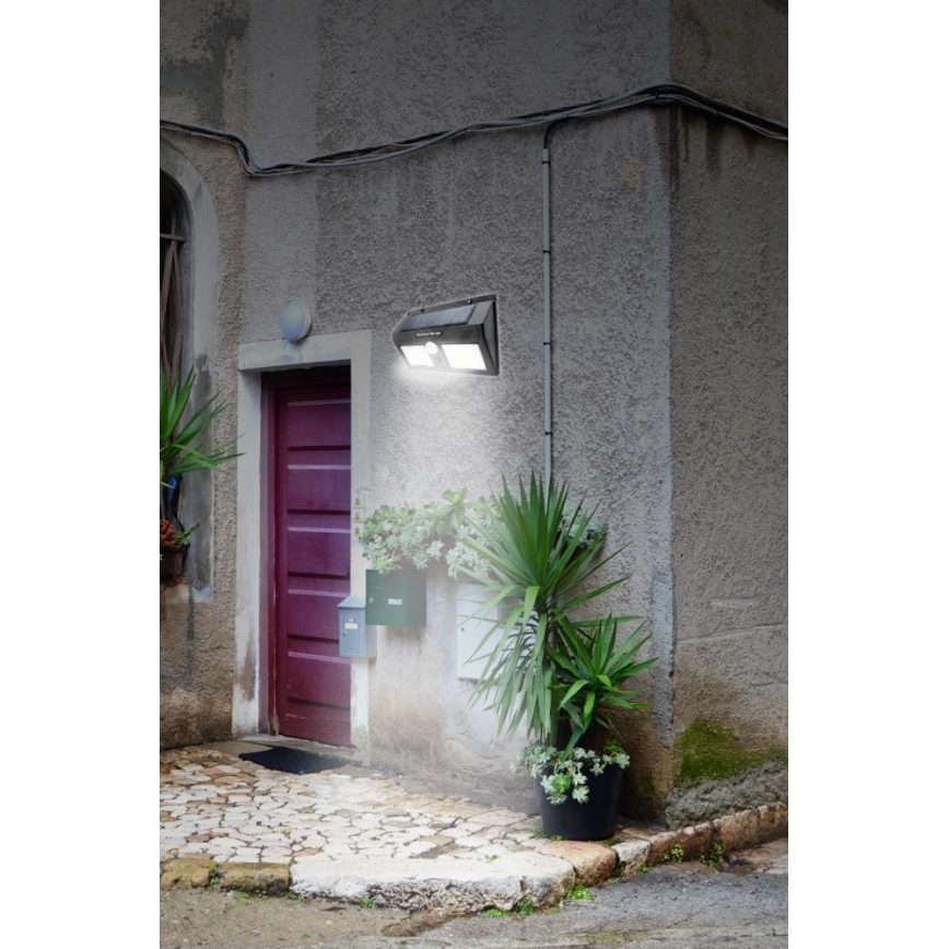 Applique murale solaire LED avec capteur LED/1,2W/3,7V 1200 mAh IP54