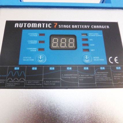 Automatische loodzuur acculader 12/230V