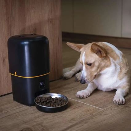 Automatische voerdispenser met microfoon en camera 4l/5V/3xD Wi-Fi