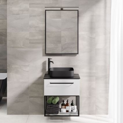 Badkamerspiegel BORGSTED 60x80 cm, zwart