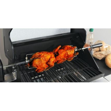 Barbecue spies met een 230V motor