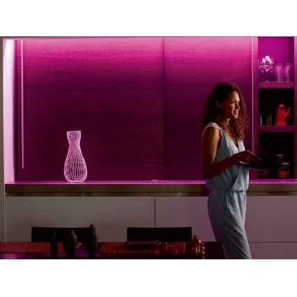 Basisset - LED RGBW Dimbare strip Philips Hue WHITE AND COLOR AMBIANCE 2m LED/20W/230V