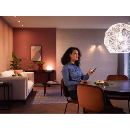 Basisset Philips Hue WHITE 3xE27/9,5W 2700K + Hue Bridge en dimmerschakelaar