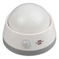 Brennenstuhl - LED Oriëntatielamp met bewegingssensor LED/3xAA 3000K