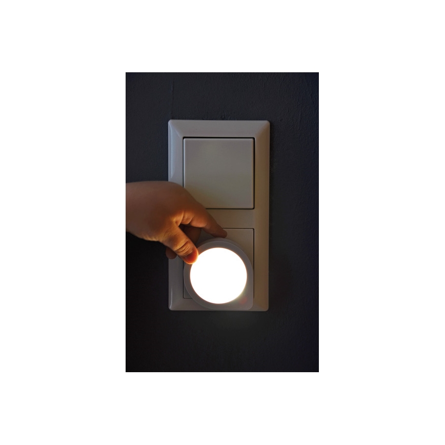 Brennenstuhl - Lumière d'orientation sur prise avec détecteur LED/0,2W/230V