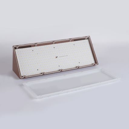 Brilagi - Applique murale d'extérieur LED TRIANGLE LED/42W/230V 45 cm marron IP65