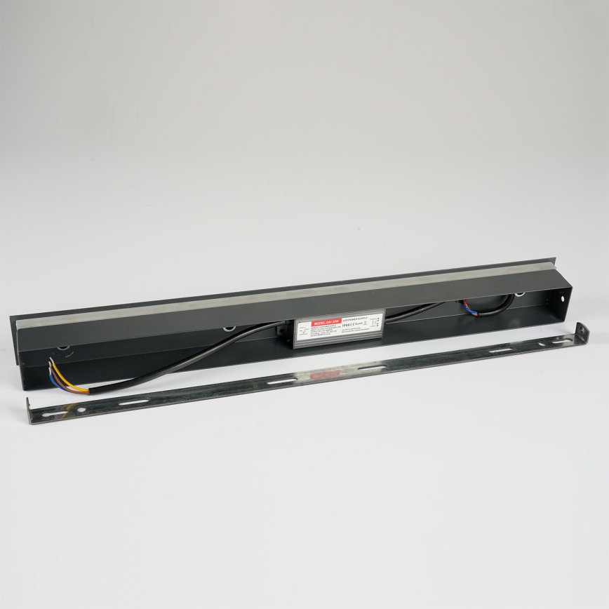 Brilagi - Applique murale d'extérieur LED LINEAR LED/8W/230V 3000K IP65 30 cm noire