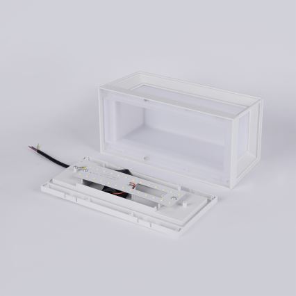 Brilagi - Applique murale d'extérieur PARKER LED/12W/230V blanche IP44