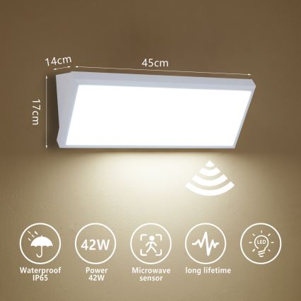 Brilagi - Applique murale d'extérieur LED avec détecteur TRIANGLE LED/42W/230V 45 cm blanche IP65