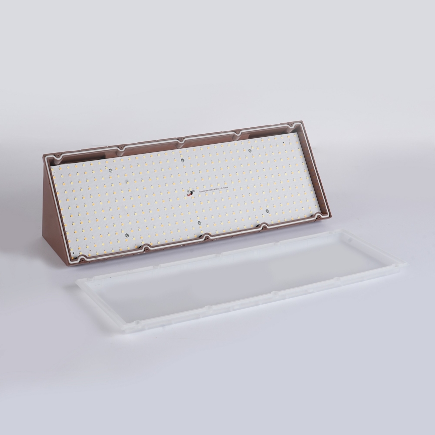 Brilagi - Applique murale d'extérieur LED avec détecteur de mouvement TRIANGLE LED/42W/230V 45 cm marron IP65