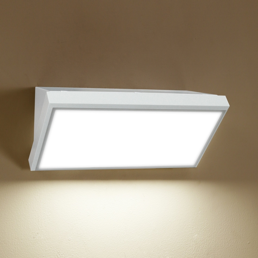 Brilagi - Applique murale extérieure TRIANGLE LED/20W/230V blanc IP65