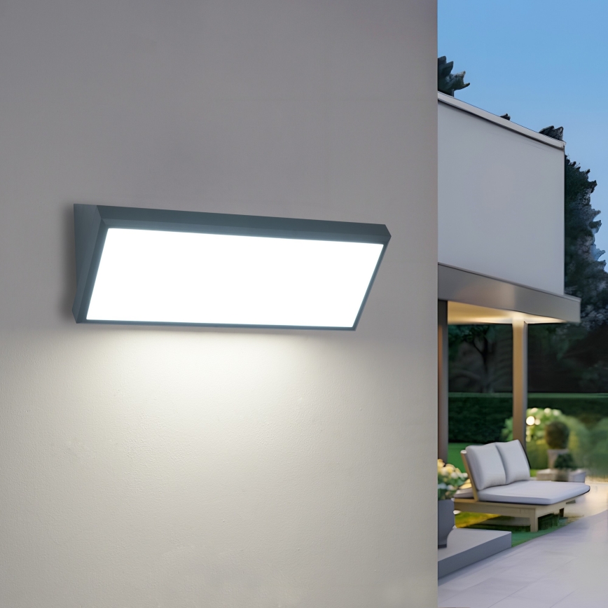 Brilagi - Applique murale extérieure LED avec capteur TRIANGLE LED/42W/230V 45 cm anthracite IP65