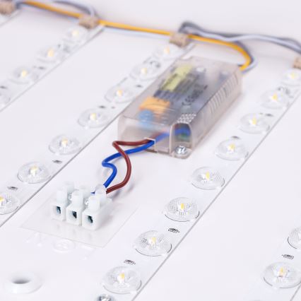 Brilagi - Dimbare LED-plafondlamp PILANA LED/60W/230V 3000-6500K eiken/wit 56x56 cm + afstandsbediening