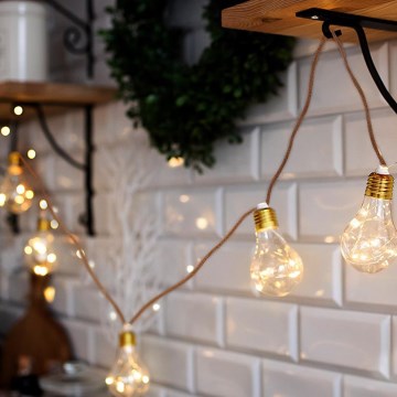 BRILAGI - Guirlande lumineuse décorative LED 10xLED/3xAA 1,8m blanc chaud