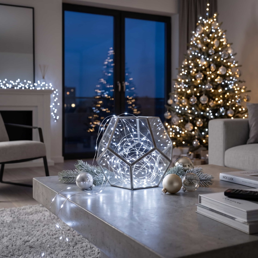 Brilagi - Guirlande lumineuse LED de Noël 100xLED/3xAA 10 m blanc froid