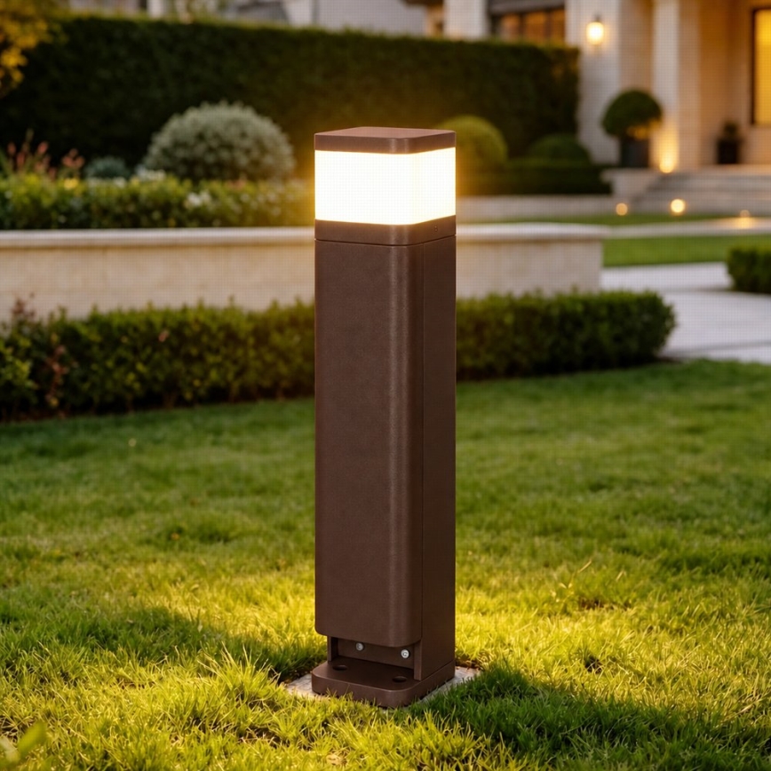 BRILAGI - Lampe extérieure avec 2 prises SCHUKO PILLAR 1xG9/11W/230V IP44 marron