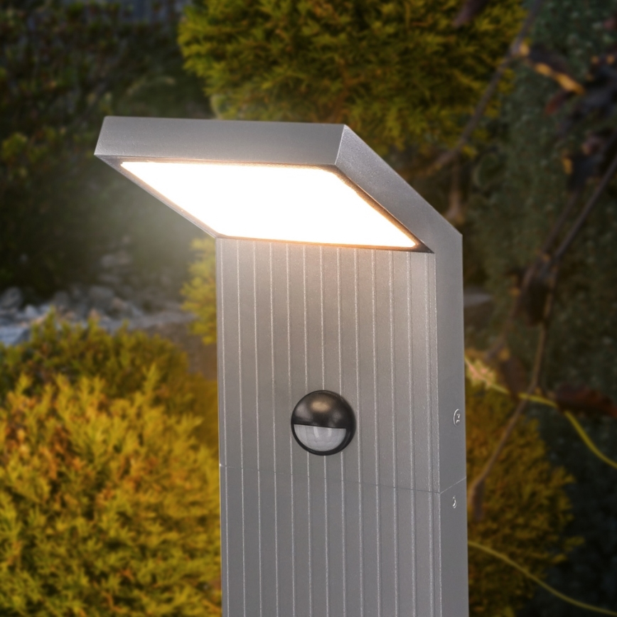 Brilagi - LED buitenlamp met sensor RIANO LED/8W/230V zilver IP65