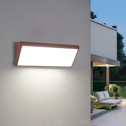 Brilagi - LED buitenwandlamp TRIANGLE LED/42W/230V 3000/4000/6500K 45 cm bruin IP65