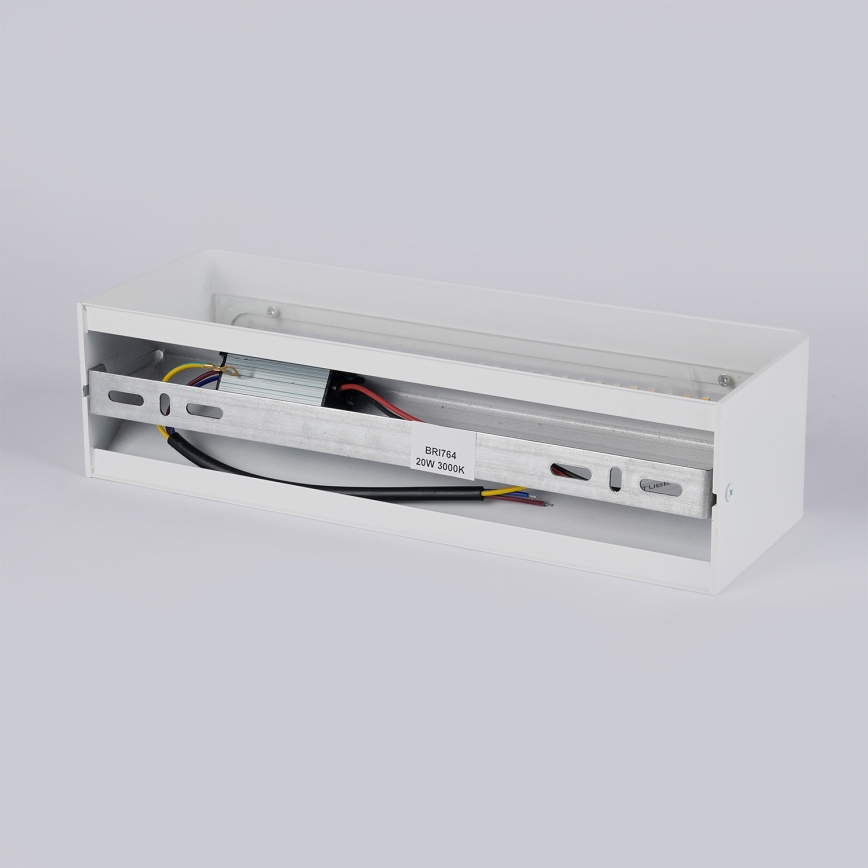 Brilagi - LED buitenwandlamp DONNANI LED/12W/230V 30 cm wit IP44