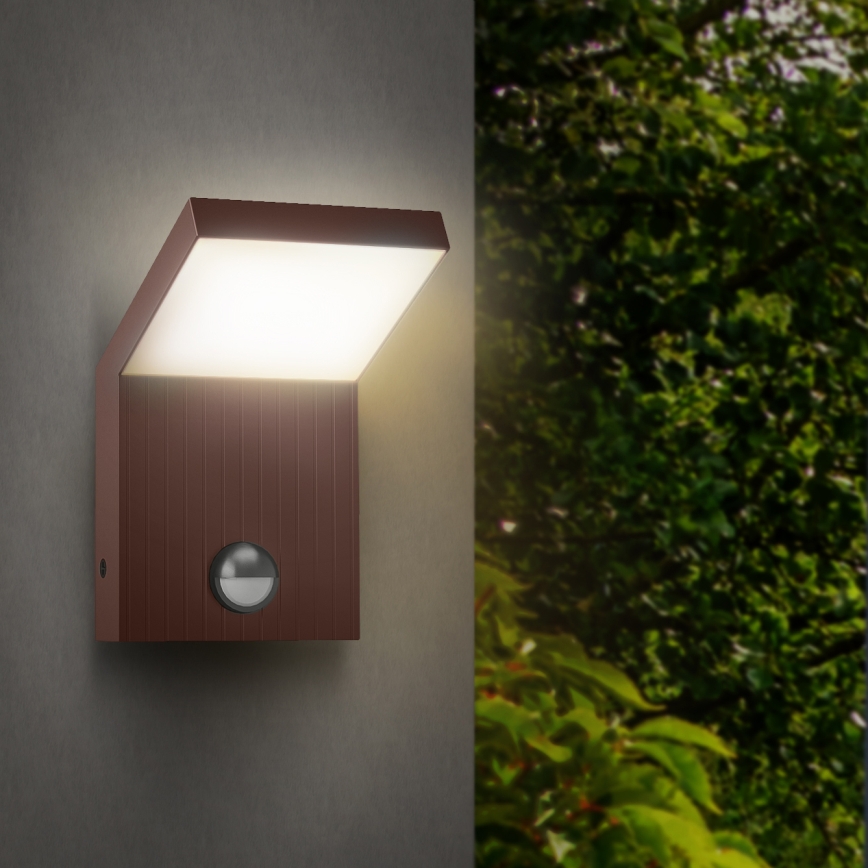 Brilagi - LED buitenwandlamp met sensor RIANO LED/8W/230V bruin IP65