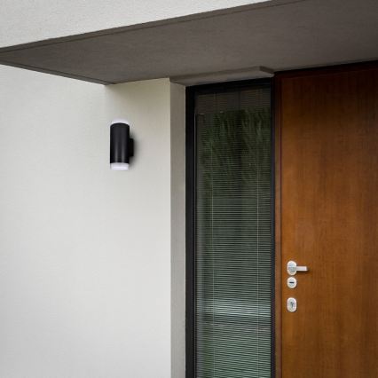 Brilagi - LED RGBW dimbare buitenwandlamp MATERA 2xGU10/4,8W/230V 3000K IP54 zwart + afstandsbediening