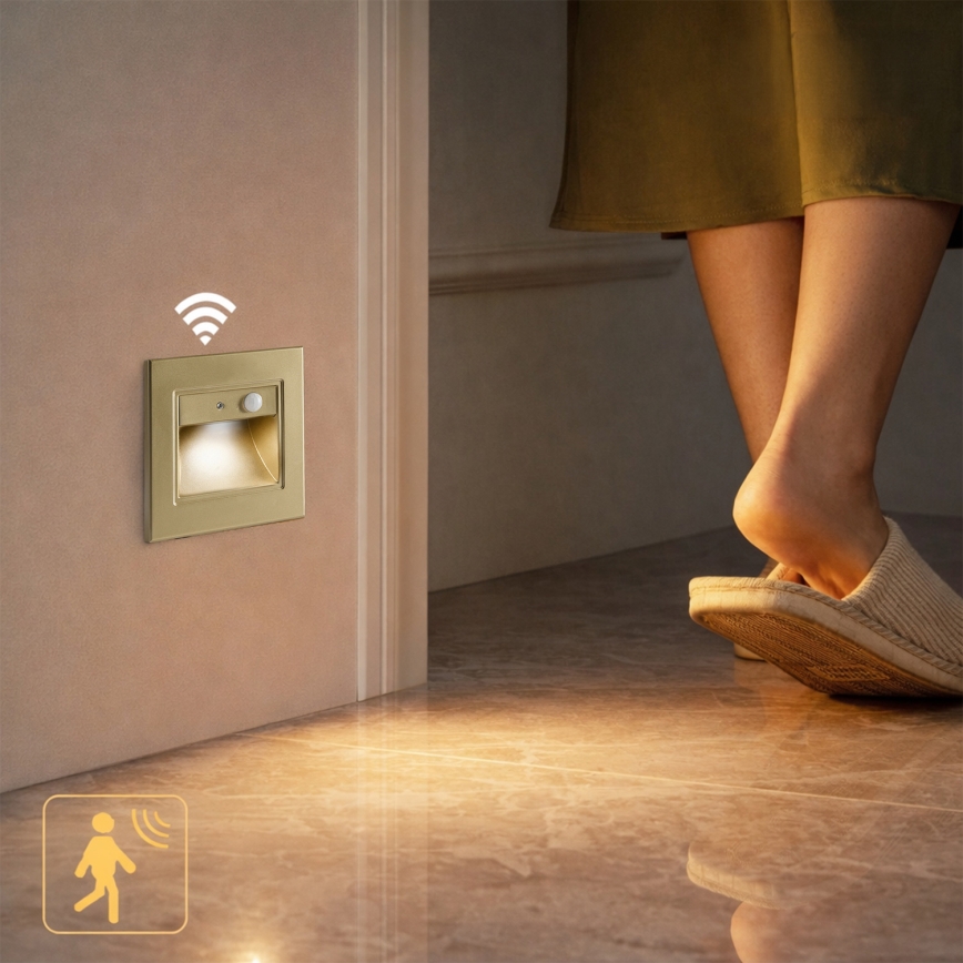 Brilagi - luminaire d'escalier LED avec capteur STEP LIGHT LED/1,5W/230V IP44 doré