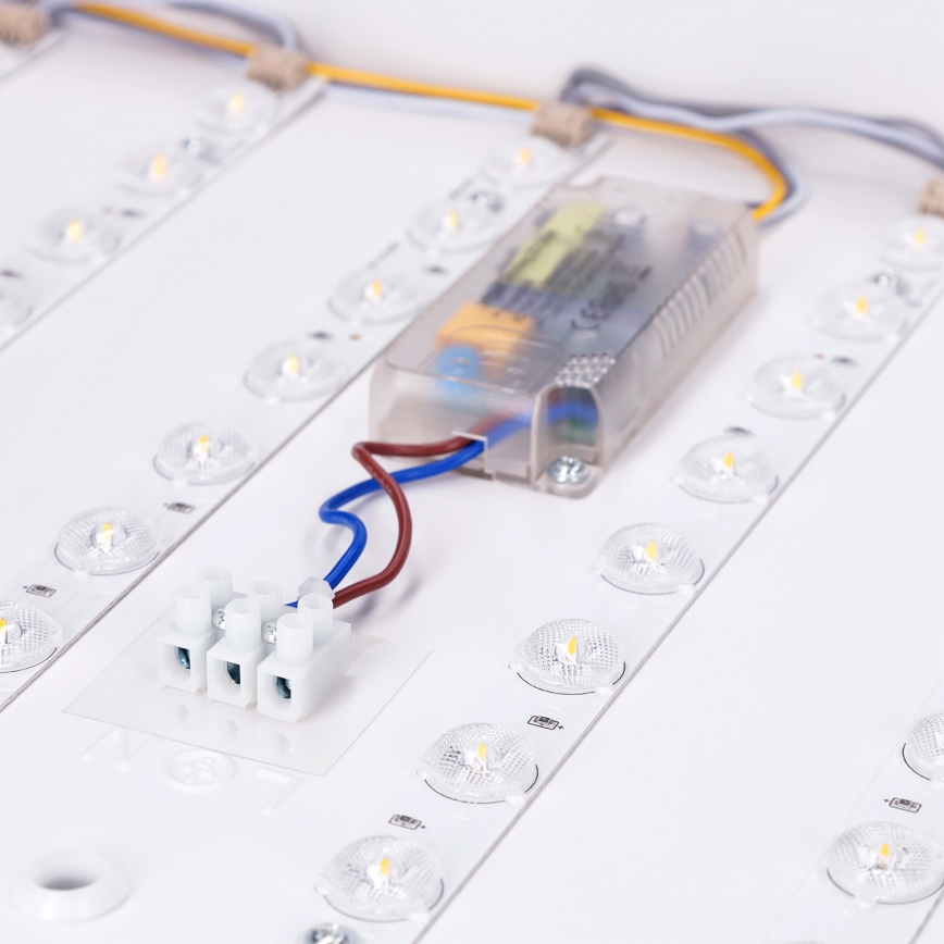 Brilagi - Plafonnier LED dimmable PILANA LED/60W/230V 3000-6500K chêne/blanc 56x56 cm + télécommande