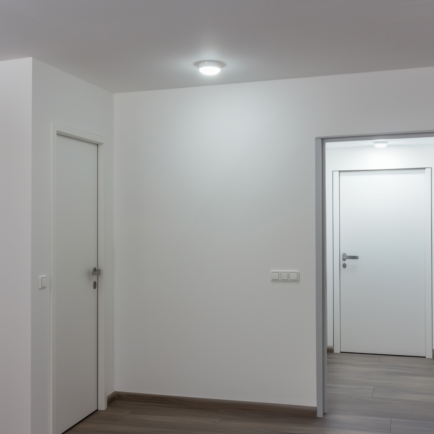 Brilagi - Plafonnier industriel LED SIMA LED/12W/230V IP65 blanc