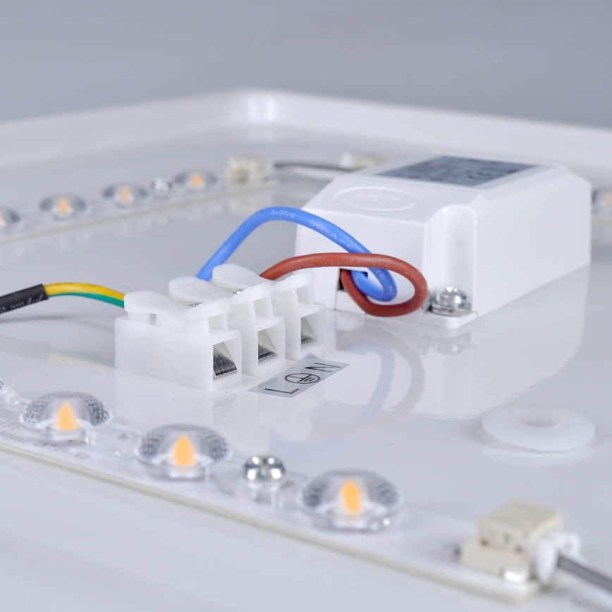 Brilagi - Plafonnier LED PLAIN LED/24W/230V 37,5x37,5 cm 3000K