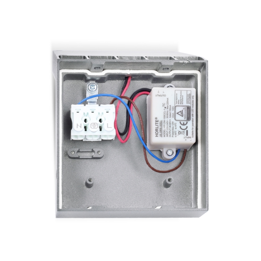 Brilagi - RIANO LED/8W/230V buitenwandlamp zilverkleurig IP65