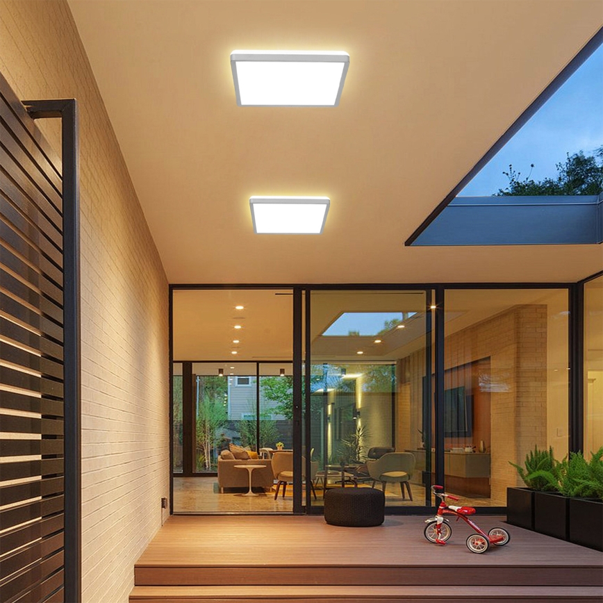 Brilagi - LED badkamerplafondlamp ULTRA SLIM LED/24W/230V 42x42 cm zilverkleurig IP54