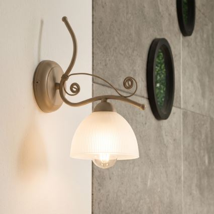 Brilagi - Wandlamp ANTICO MODERN 1xE27/60W/230V beige