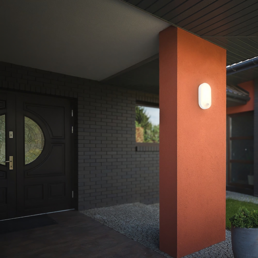 Brilo - LED buitenwandlamp met bewegings- en schemersensor RUCH LED/12W/230V IP65 wit